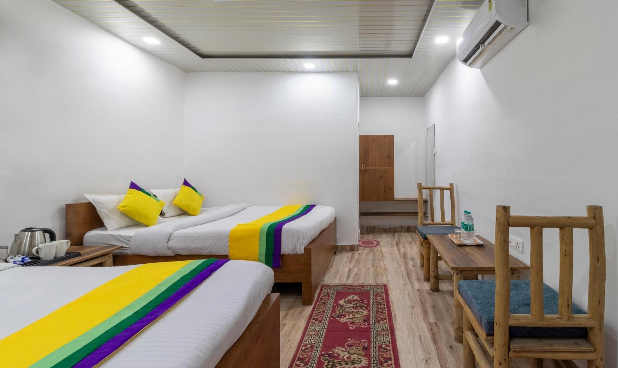 Itsy Hotels Paddler Zone With Bungee Jumping Shivpurī Esterno foto